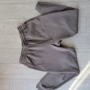 DSG Sweatpants  L